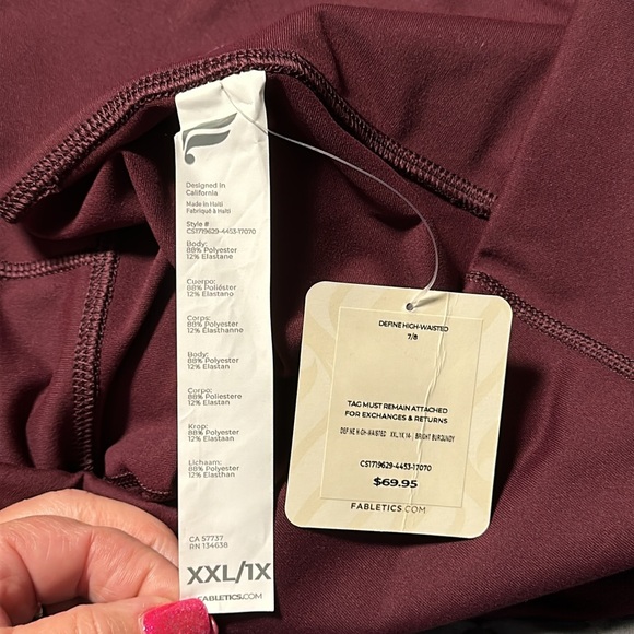Fabletics Define High-Waisted 7/8 Bright Burgundy Leggings, NWT’s, Size XXL/1X - Picture 6 of 9